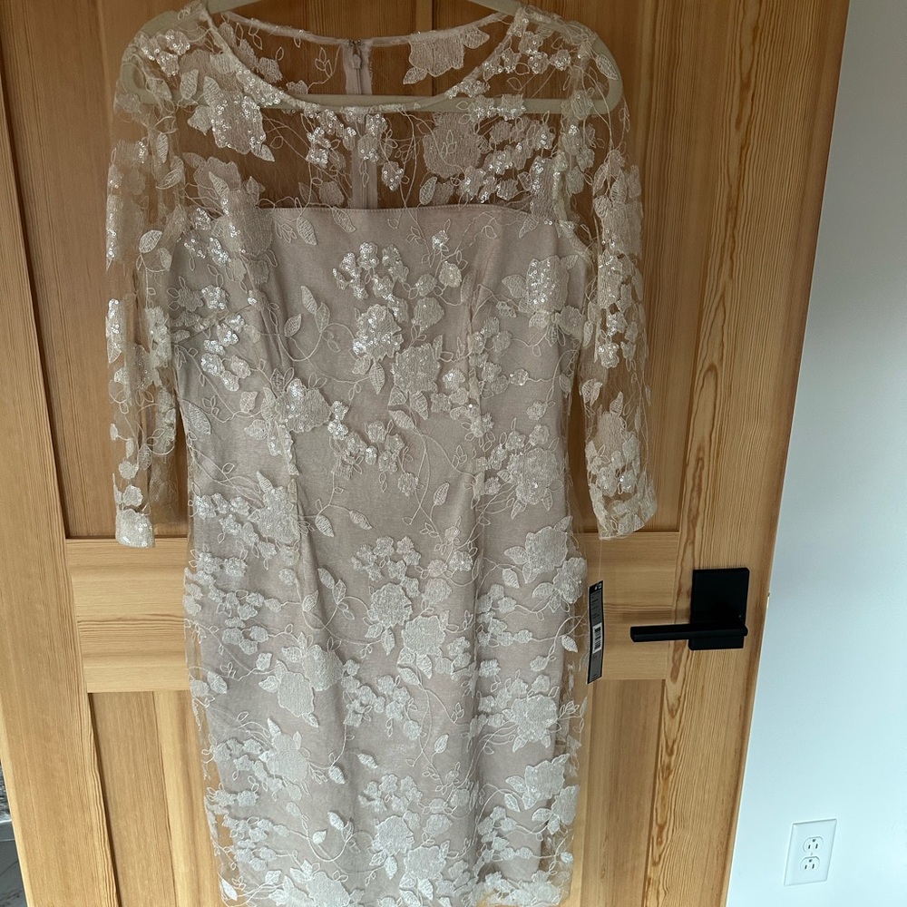Tahari Dress - size 8 - GORGEOUS!!
